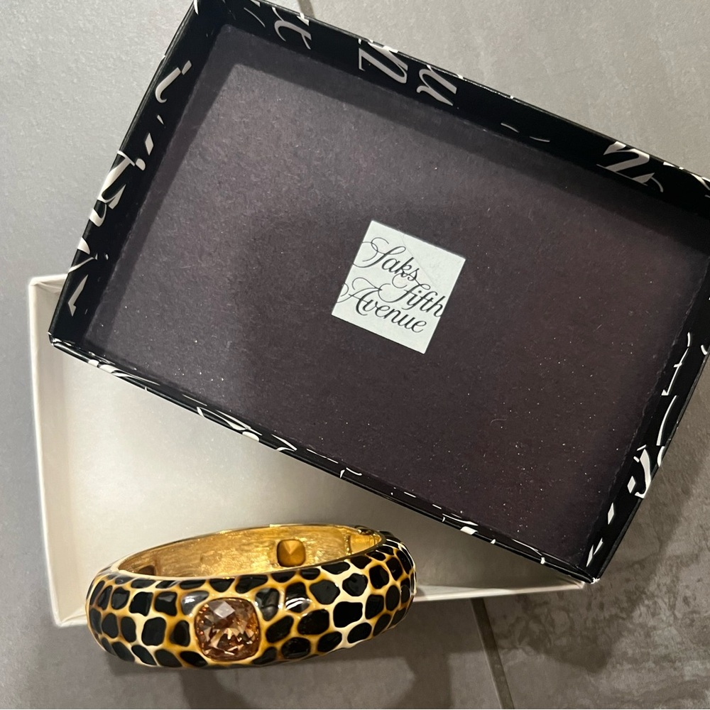 Vintage JKL Kenneth Lane Enamel CRYSTAL LEOPARD Print Gold Bangle Bracelet EUC